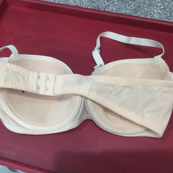La Perla Blush & White Bra 36C - Picture 3 of 6